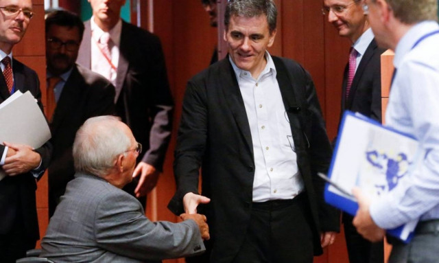 Eurogroup – Σόιμπλε και Τσακαλώτος τα είπαν τετ α τετ πριν τη συνεδρίαση