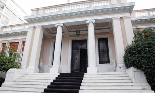 Το Μαξίμου δικαιολογεί τον αυτόματο «κόφτη» με επίθεση στη ΝΔ