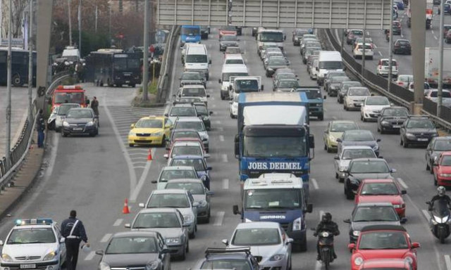 Τα  πάνω… κάτω και στα τέλη κυκλοφορίας – Τι αλλάζει