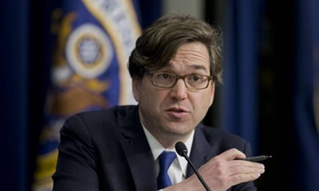 Σύμβουλος Λευκού Οίκου: «Αναγκαία η αναδιάρθρωση του ελληνικού χρέους»