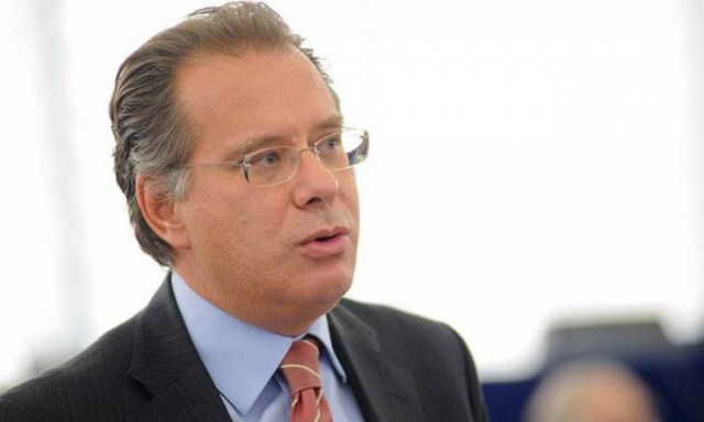 Κουμουτσάκος: Η χώρα χρειάζεται πολιτικό κόφτη στο ψέμα