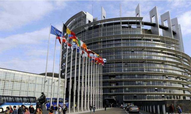 DW: «Σφραγίδα προέλευσης» για το κρέας στην ΕΕ;