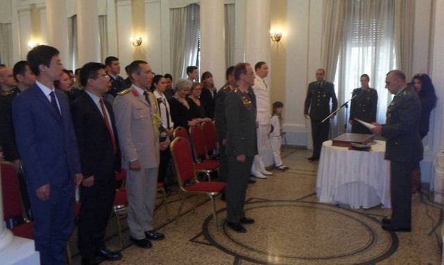 Τελετή Αποφοίτησης στη  Στρατιωτική Σχολή Ξένων Γλωσσών (pics)