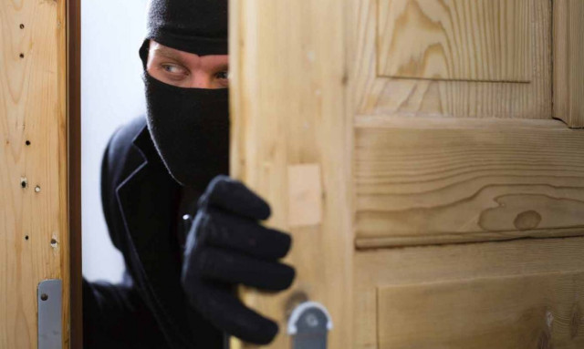 «Έκρηξη» ληστειών, κλοπών και διαρρήξεων το 2015