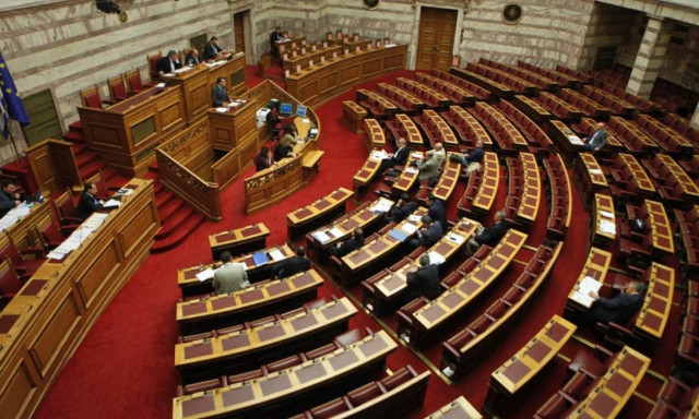 Πυρά κατά Τσίπρα από 10 γυναίκες βουλευτές της ΝΔ