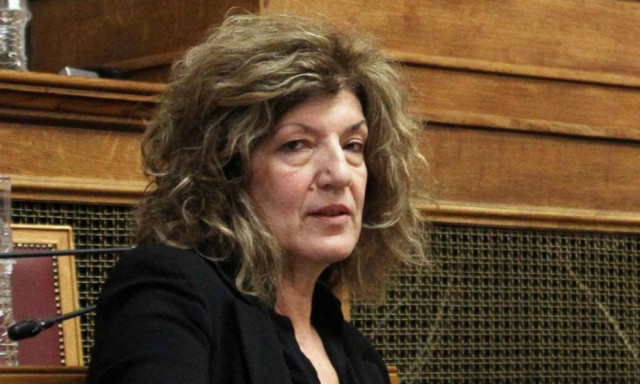 Εξοργισμένη η Σία Αναγνωστοπούλου σχετικά με δημοσίευμα για τον αδελφό της