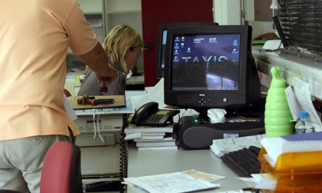 Xαράτσια - σοκ σε ανέργους, υποαπασχολούμενους και φοιτητές