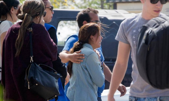 EgyptAir: Αυτή είναι η λίστα με τους επιβάτες του μοιραίου Airbus - Θρήνος για τους συγγενείς (vids)