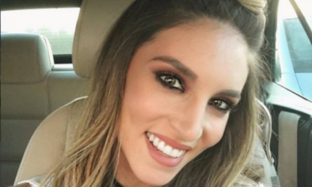 Αθηνά Οικονομάκου: Σαββατοκύριακο στη Μύκονο