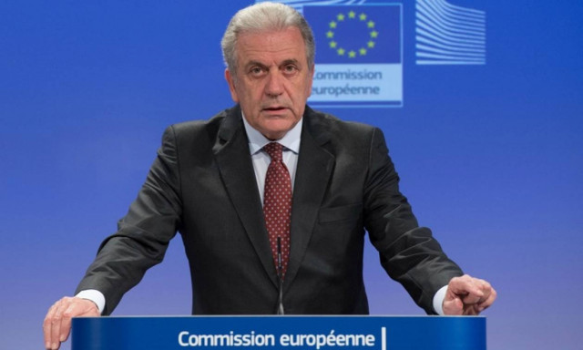 Αβραμόπουλος: Δεν τηρούνται τα συμφωνηθέντα στο προσφυγικό