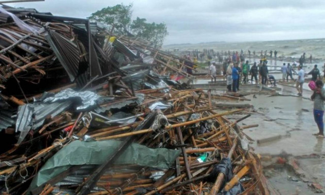 Μπανγκλαντές: Τουλάχιστον 20 νεκρούς και 500.000 εκτοπισμένους άφησε ο κυκλώνας Ροάνου