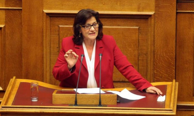 Πολυνομοσχέδιο - Φωτίου: Από το 2017 το Κοινωνικό Εισόδημα Αλληλεγγύης σε όλη τη χώρα