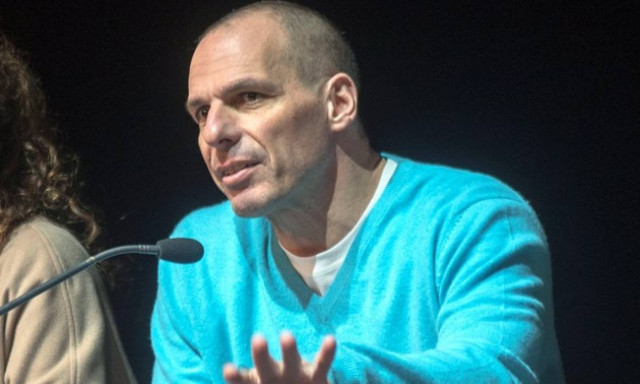 Βαρουφάκης: Έδιωχνα την ένταση πηγαίνοντας παντού με τη μηχανή