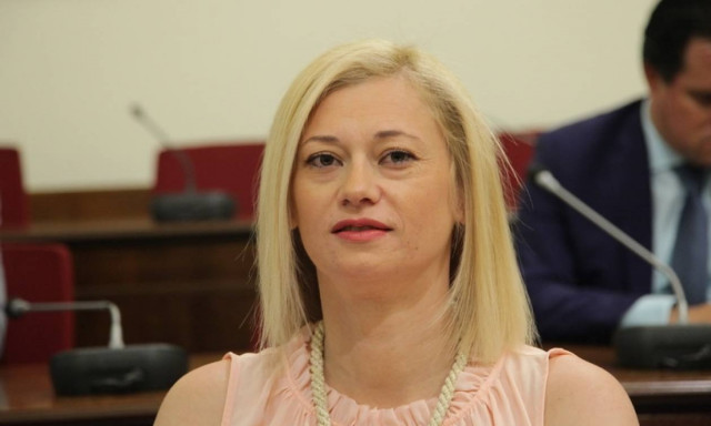 Ραχήλ Μακρή: Νέο φιάσκο στο Eurogroup - Ξαναβάλτε πίσω τα καλάθια που κρατούσατε για λεφτά