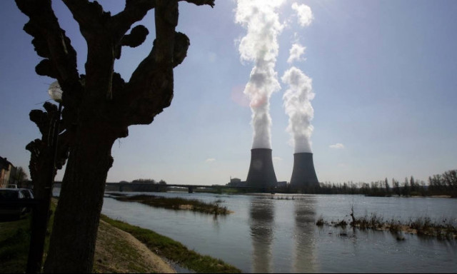 Γαλλία: Απεργούν οι εργαζόμενοι στους πυρηνικούς σταθμούς της χώρας