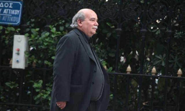 Κάντο όπως ο Καμμένος: O Βούτσης βλέπει σχεδόν... αντισυνταγματική την αύξηση του ΦΠΑ στα νησιά