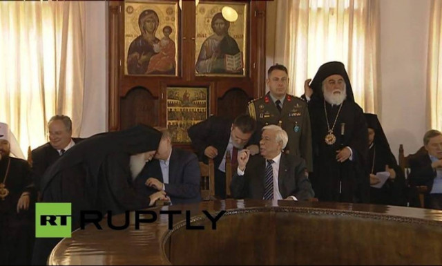 Επίσκεψη Πούτιν - Άγιον Όρος: Όταν ο Ρώσος πρόεδρος συνάντησε τον Γέροντα Εφραίμ