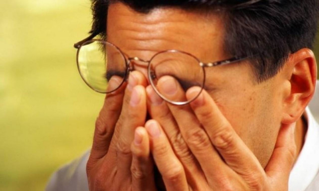 Γιατί τρίβουμε τα μάτια μας όταν είμαστε κουρασμένοι;