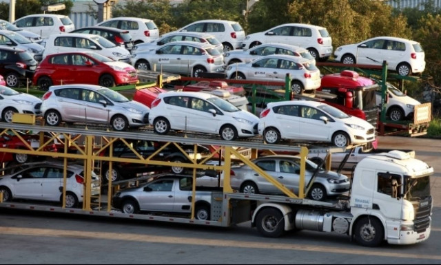 Τέλη κυκλοφορίας ανάλογα με τα χιλιόμετρα - Τι αλλάζει