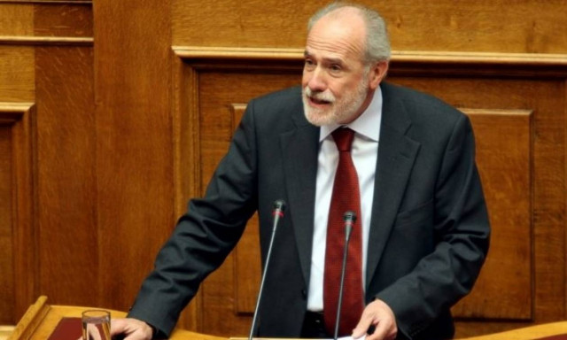 Δημοκρατική Συμπαράταξη: Σκανδαλώδης η διάταξη της κυβέρνησης για τις offshore