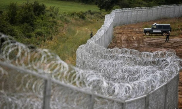 Αποφασισμένος για απελάσεις προσφύγων στην Ελλάδα δηλώνει ο Βούλγαρος πρωθυπουργός