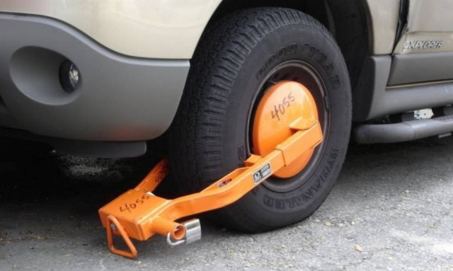 Έρχονται… δαγκάνες στα παράνομα σταθμευμένα Ι.Χ. – Δείτε πού θα εφαρμοστεί το μέτρο