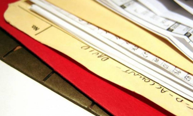 Μειώθηκαν κι άλλο οι χορηγήσεις δανείων σε επιχειρήσεις - νοικοκυριά