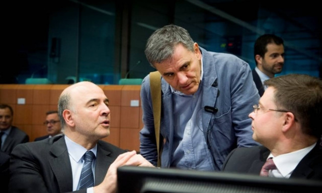 Εκταμίευση δόσης: Σκληρό μπρα ντε φερ για κόκκινα δάνεια και ΕΚΑΣ