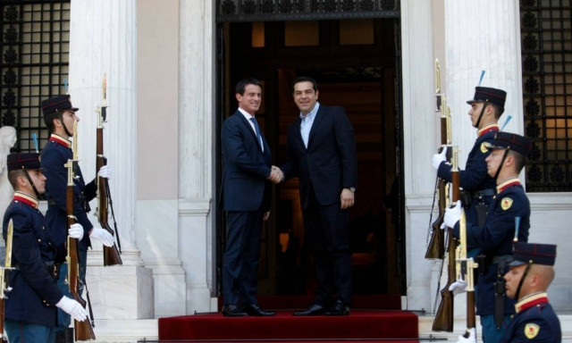 Τσίπρας: Συνεχίζουμε τον κοινό βηματισμό με τη Γαλλία - Βαλς: Μπορείτε να υπολογίζετε σε εμάς