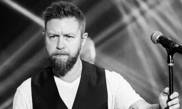 Γιάννης Βαρδής: Αγκαλιά με την κόρη του και τον… πατέρα του