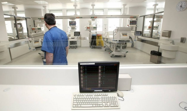 Εκτός ΜΕΘ μένει έως και το 44% των ασθενών λόγω έλλειψης κλινών