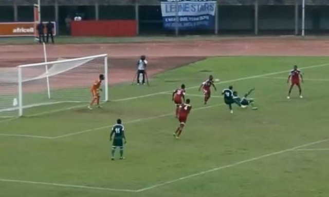 Τι γκολάρα έβαλε ο τύπος! (video)