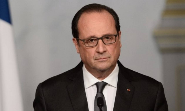 Παραδοχή Ολάντ: «Υπάρχει τρομοκρατική απειλή για το Euro 2016»