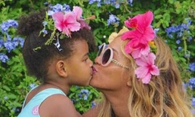 Έκλεψε την παράσταση: H Blue Ivy έχει μεγαλώσει πολύ κι έχει γίνει στυλάτη σαν τη μαμά της