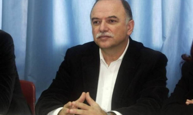 Παπαδημούλης με Μοσκοβισί και Ντομπρόβσκις: Η συζήτηση για το χρέος μετά το καλοκαίρι