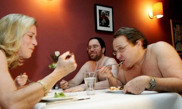 Εγκαίνια για το πρώτο εστιατόριο γυμνιστών