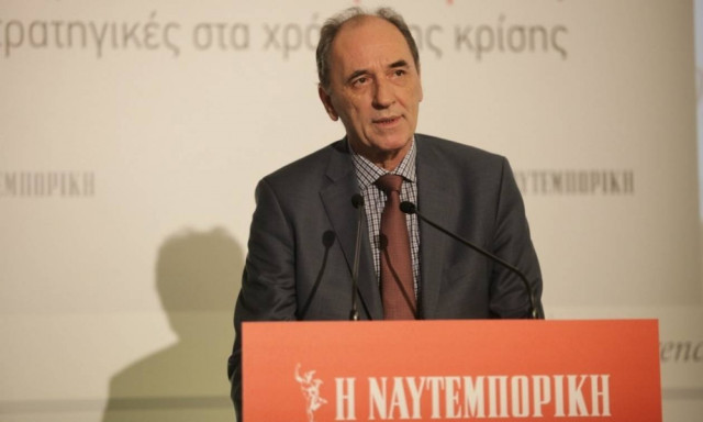 Τα μνημόνια είναι εδώ και ο Σταθάκης επιμένει πως έρχεται... ανάπτυξη!