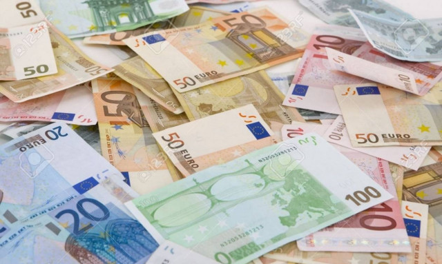 Στην... αγχόνη του Μνημονίου οι Έλληνες: Έρχεται «φοροκαταιγίδα» διαρκείας