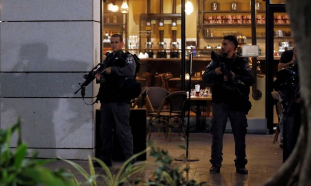 Τέσσερις οι νεκροί από την επίθεση Παλαιστινίων στο Τελ Αβίβ (Pics & Vids)