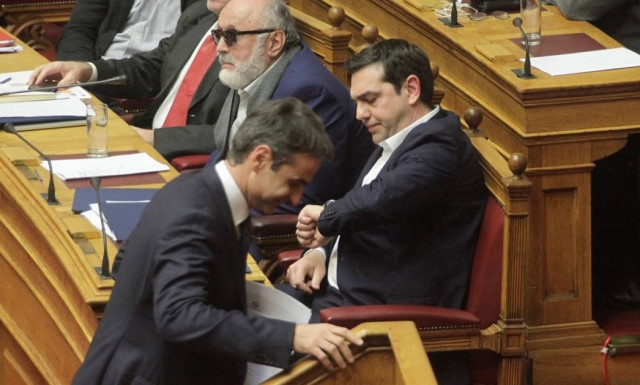 Σημαντική φθορά του ΣΥΡΙΖΑ, προβάδισμα 5,2 μονάδων της ΝΔ