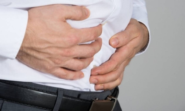 Δυσπεψία: Ποια τα βασικά συμπτώματα, πώς θα την αντιμετωπίσετε