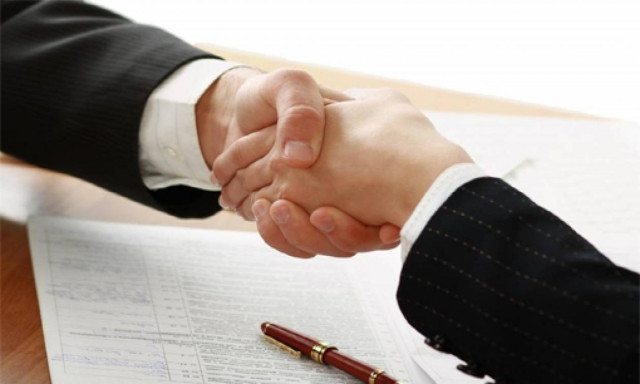 «Χοντρό παιχνίδι» της κυβέρνησης με τη Συλλογική Σύμβαση Εργασίας