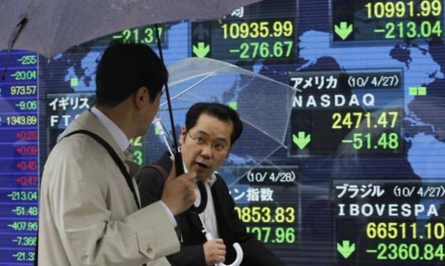 «Βουτιά» στο χρηματιστήριο του Τόκιο υπό το φόβο του Brexit και της ισλαμιστικής βίας