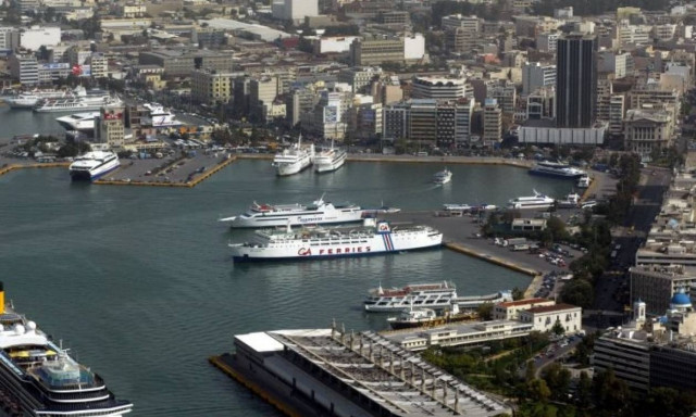 Απεργία: Δεσμεύσεις για την εργασιακή τους ασφάλεια αναμένουν οι εργαζόμενοι σε ΟΛΠ και ΟΛΘ