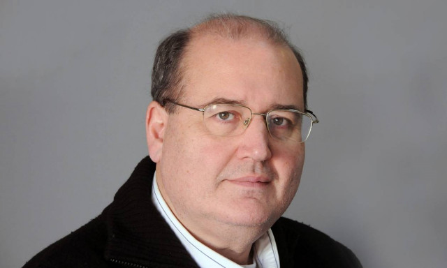 Τι είχες... Φίλη μου τι είχα πάντα: Προαιρετικές οι προσευχές και οι παρελάσεις στα σχολεία!