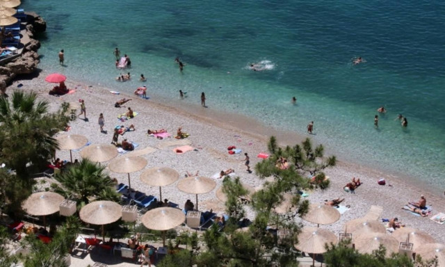 Weather Forecast: Sunny and hot on Friday (17/06/2016)