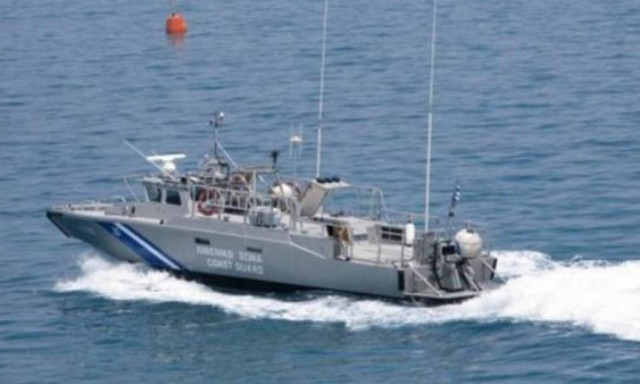 Κύθνος: Συναγερμός με σκάφος που μπάζει νερά - Επιβαίνει οικογένεια με παιδιά