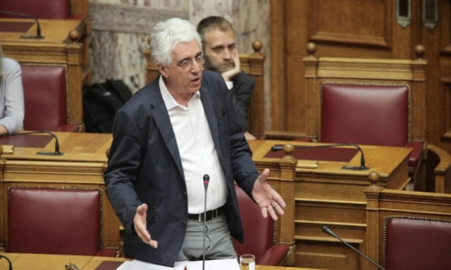 Βουλή: Άναψαν τα αίματα για τις δηλώσεις Πολάκη - «Είπε απατεώνες τους δικαστές και ο ΣΥΡΙΖΑ σιωπά»