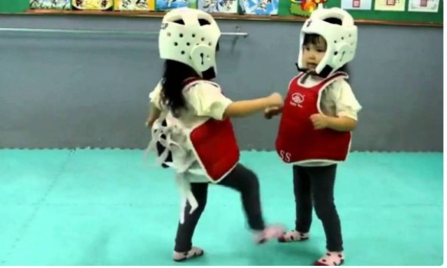 Ο πιο χαριτωμένος αγώνας που έχετε δει ποτέ! (video)