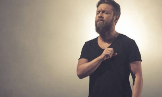 Ημέρα του Πατέρα 2016: - Ράγισε καρδιές ο Γιάννης Βαρδής με το μήνυμά του